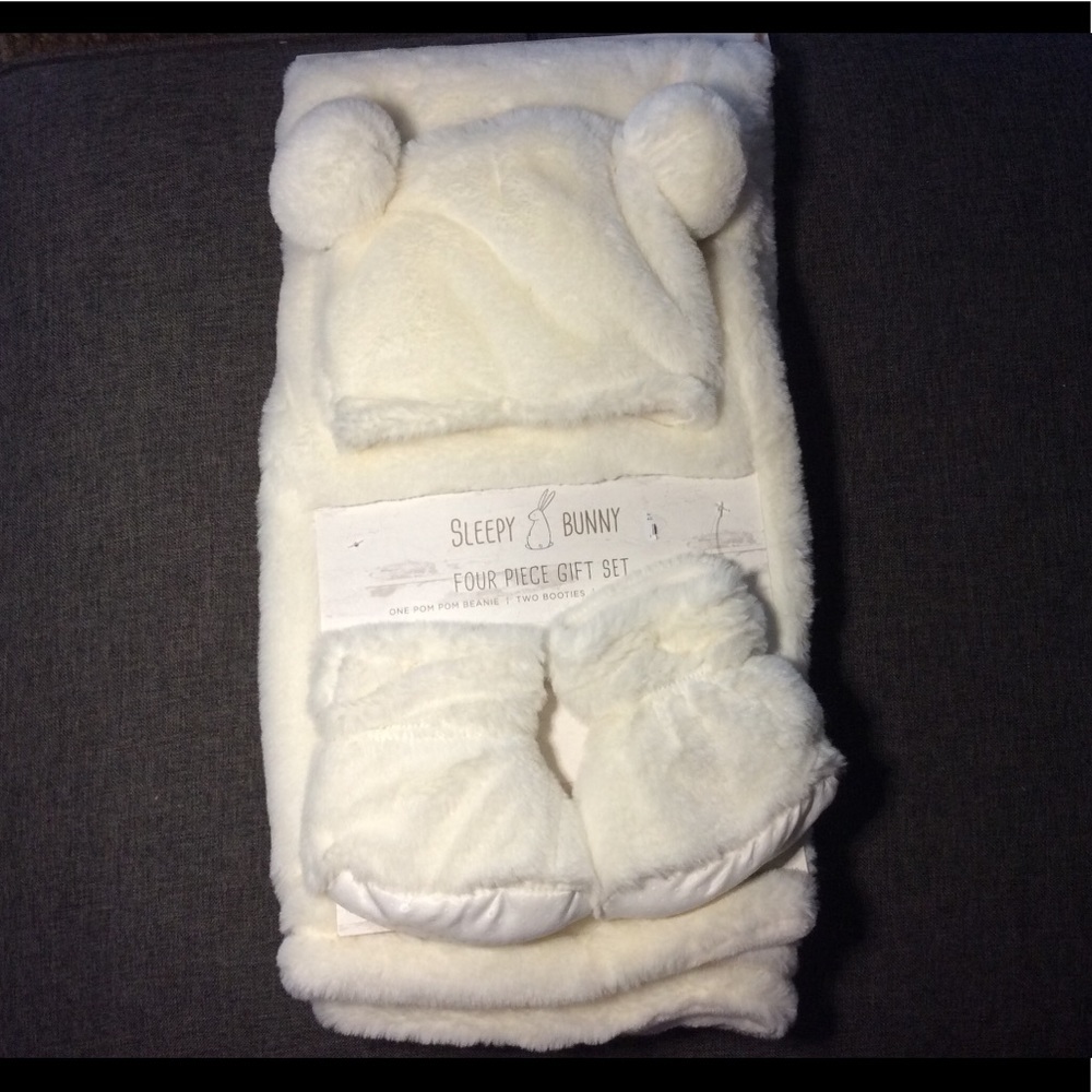 Luxurious gift set - blanket, beanie, & booties
